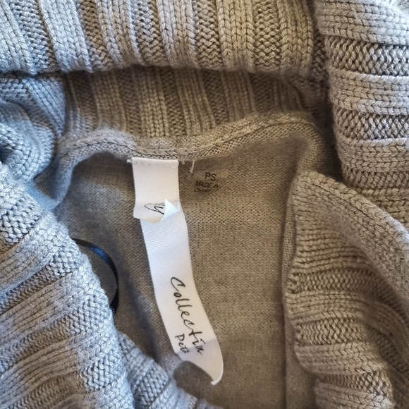 NY Collection Petite Grey Sweater - Picture 5 of 5